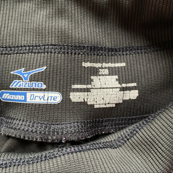 mizuno yoga pants - Picture 2 of 4